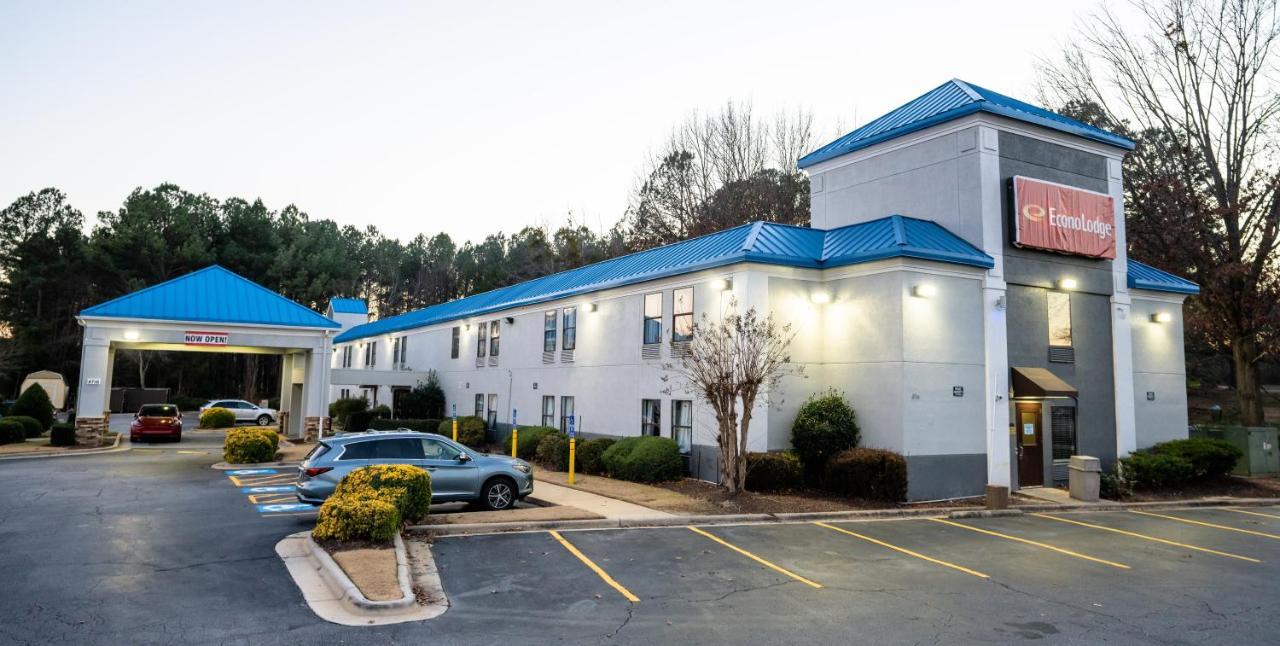Econo Lodge Raleigh Bagian luar foto