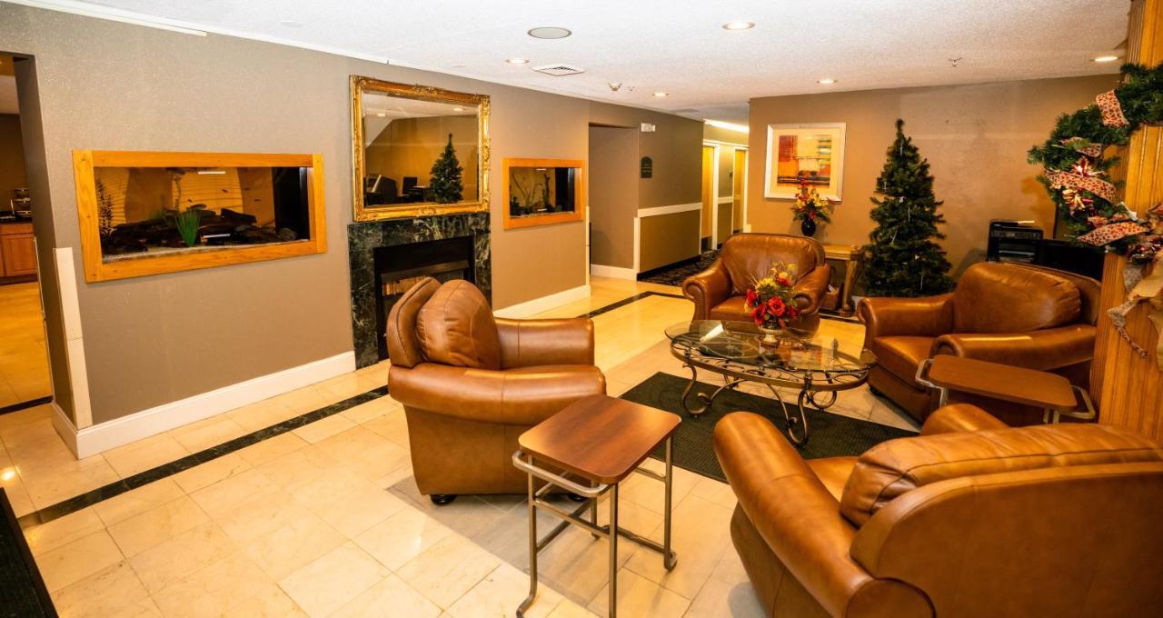 Econo Lodge Raleigh Bagian luar foto
