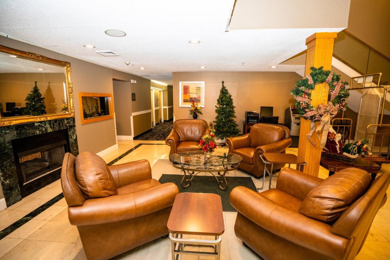 Econo Lodge Raleigh Bagian luar foto